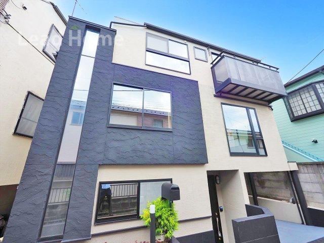 3LDK house in Meguro Ward, Tokyo - Photo 1