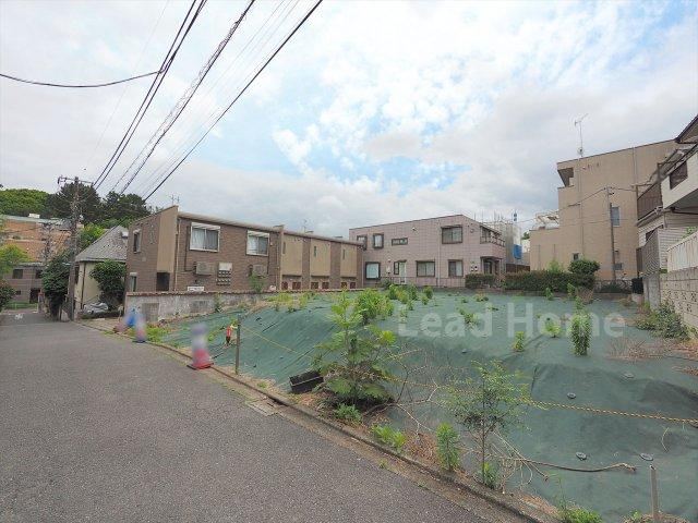 347 m² land in Meguro Ward, Tokyo - Photo 1