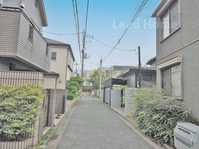 411 m² land in Meguro Ward, Tokyo - Photo 1