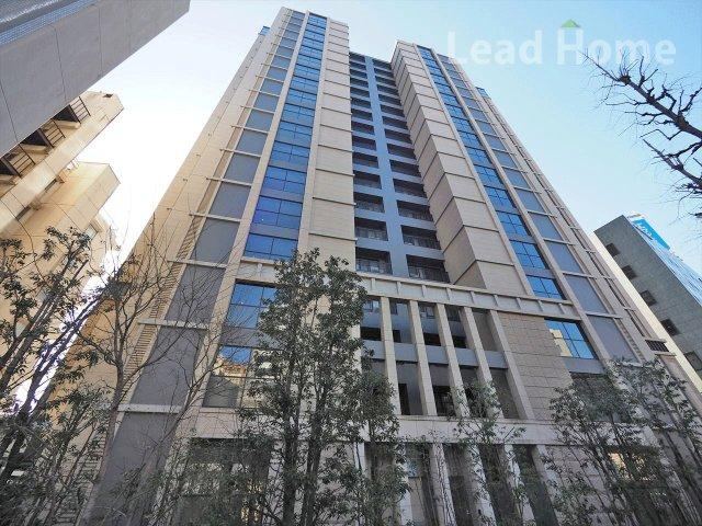 2LDK apartment in Minato Ward, Tokyo - Photo 1