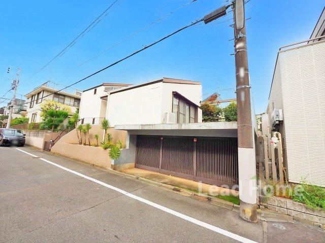 307 m² land in Setagaya Ward, Tokyo - Photo 1