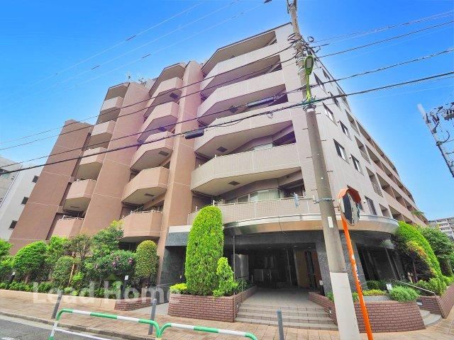 3LDK+S apartment in Setagaya Ward, Tokyo - Photo 1
