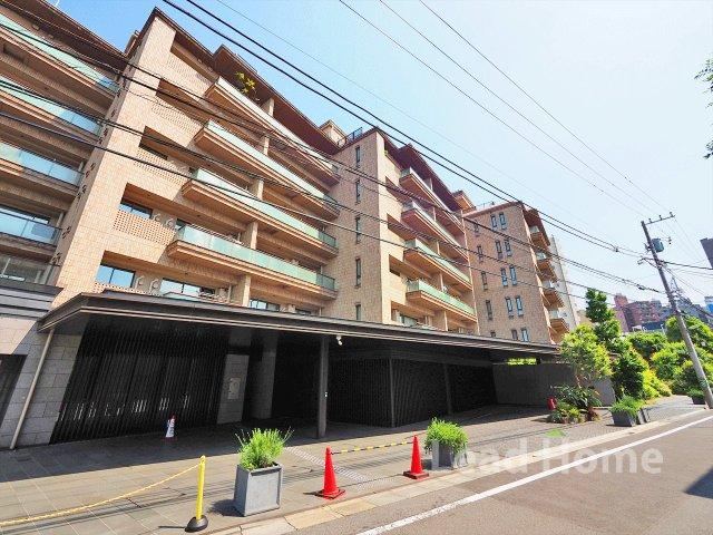 2LDK apartment in Setagaya Ward, Tokyo - Photo 1