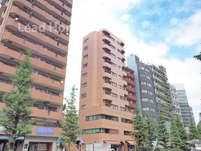 2LDK apartment in Shibuya Ward, Tokyo - Photo 1