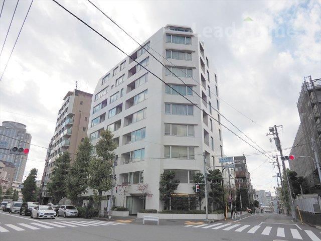 2LDK apartment in Shibuya Ward, Tokyo - Photo 1