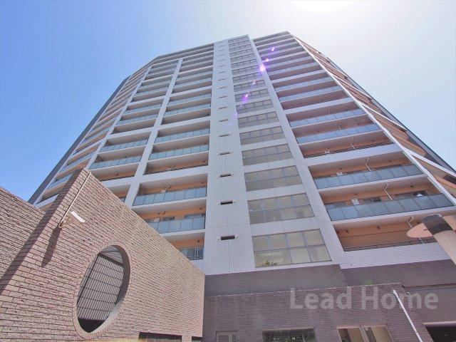 1LDK+S apartment in Shibuya Ward, Tokyo - Photo 1