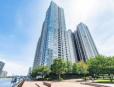 2LDK apartment in Minato Ward, Tokyo - Photo 1
