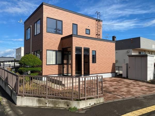 3LDK+S house in Teine Ward, Sapporo, Hokkaido - Photo 1
