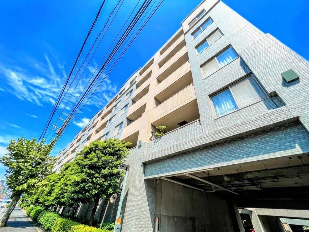 3LDK apartment in Naka Ward, Yokohama, Kanagawa - Photo 1