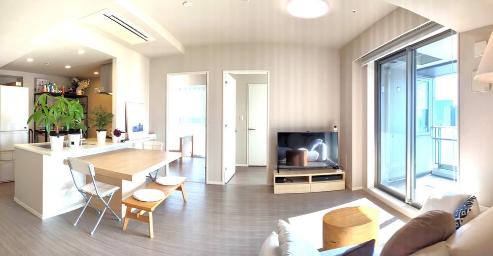 2LDK apartment in Minato Ward, Tokyo - Photo 1