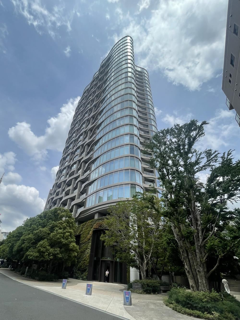 2LDK apartment in Shibuya Ward, Tokyo - Photo 1