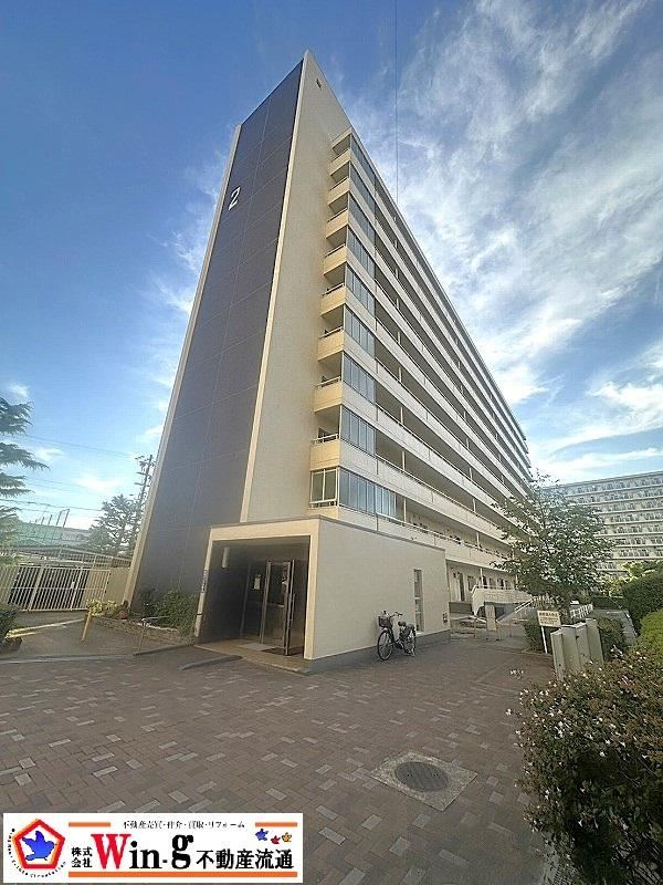 3LDK apartment in Tarumi Ward, Kobe, Hyogo - Photo 1