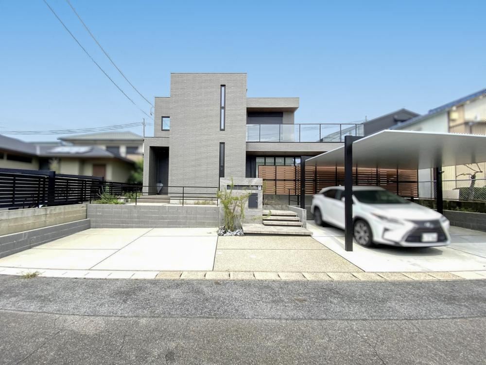4LDK house in Nisshin, Aichi - Photo 1