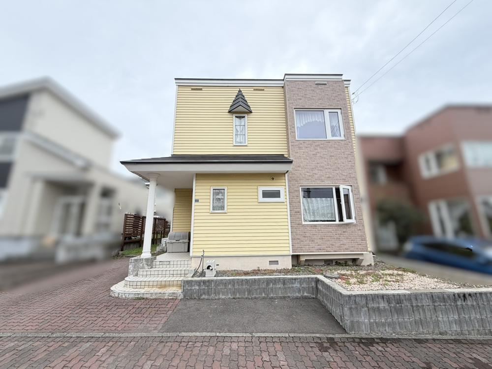 4LDK house in Kiyota Ward, Sapporo, Hokkaido - Photo 1