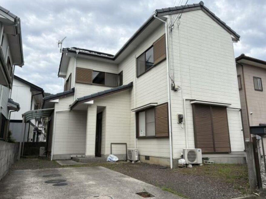 4DK house in Takamatsu, Kagawa - Photo 1