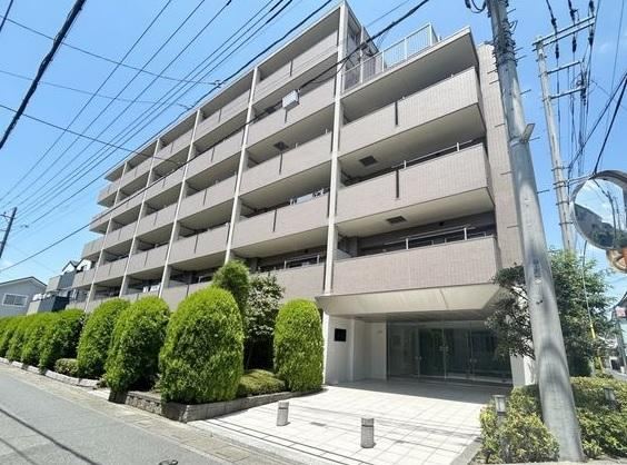 3LDK apartment in Kita Ward, Saitama - Photo 1