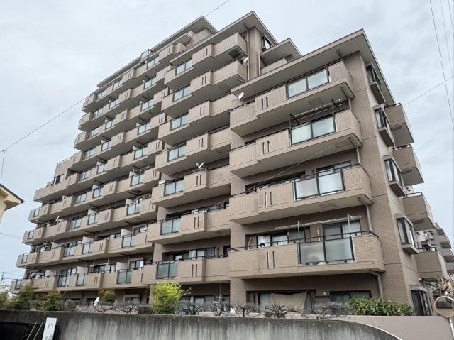 3LDK apartment in Nishi Ward, Nagoya, Aichi - Photo 1