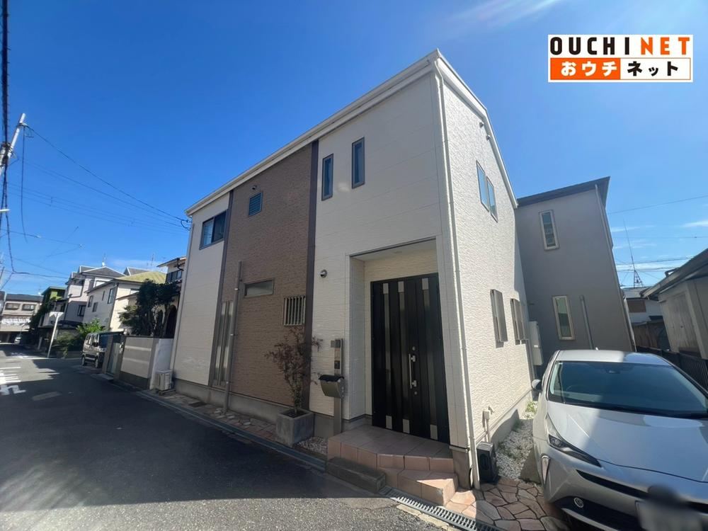 4LDK house in Higashiosaka, Osaka - Photo 1