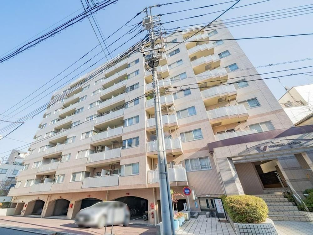 2DK apartment in Taito Ward, Tokyo - Photo 1