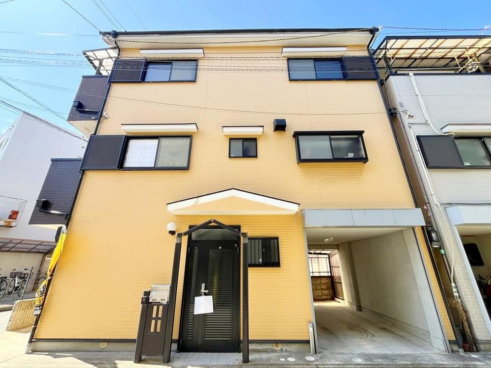 4DK house in Amagasaki, Hyogo - Photo 1