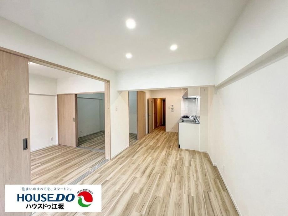 2LDK apartment in Suita, Osaka - Photo 1