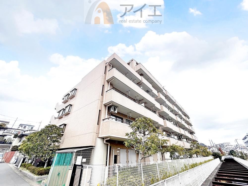 3LDK apartment in Funabashi, Chiba - Photo 1
