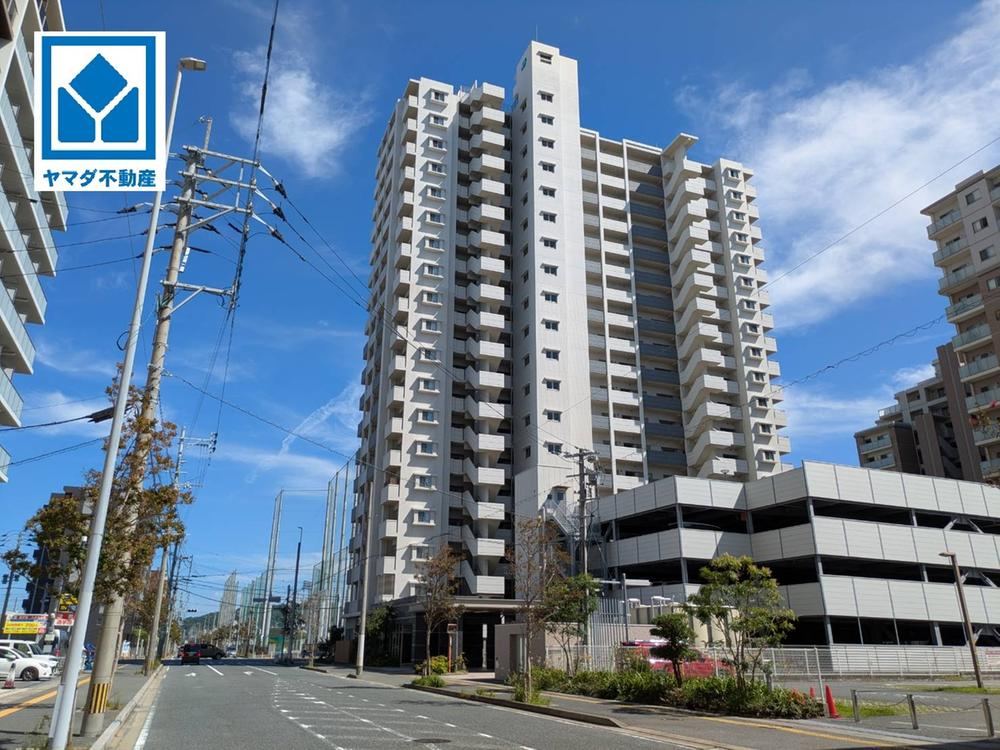 4LDK apartment in Nishi Ward, Fukuoka - Photo 1