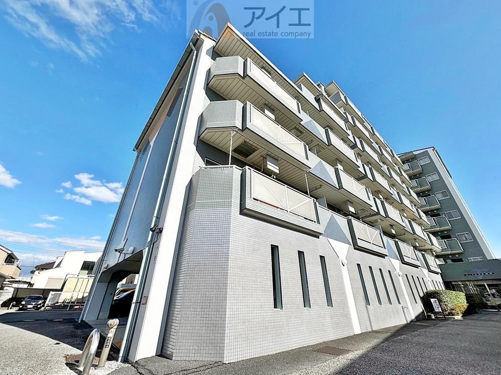 2LDK apartment in Kashiwa, Chiba - Photo 1