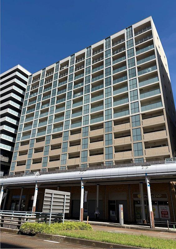4LDK apartment in Nagaoka, Niigata - Photo 1
