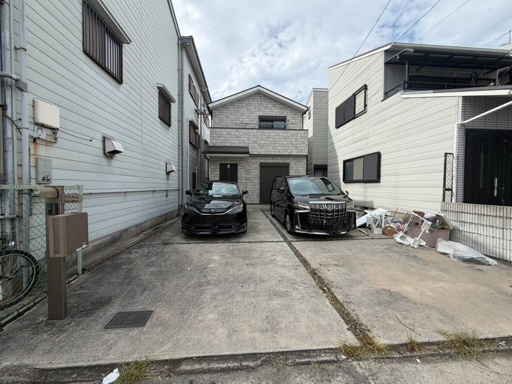 4LDK house in Sakai Ward, Sakai, Osaka - Photo 1