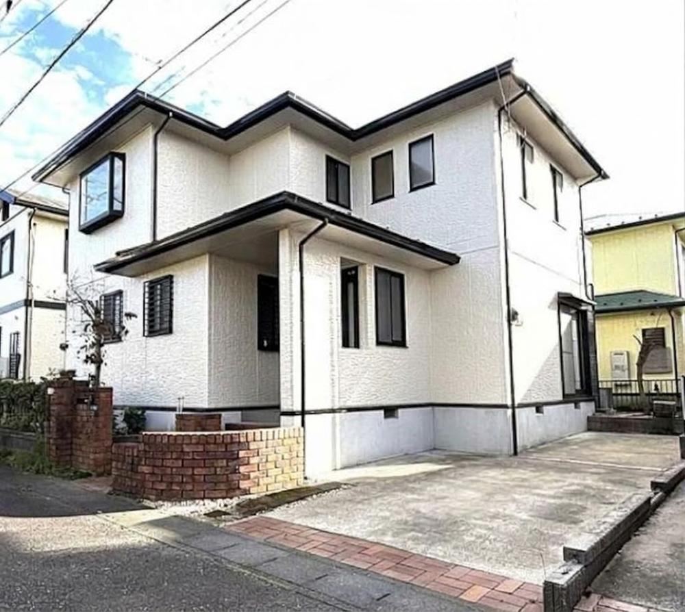 4LDK house in Toride, Ibaraki - Photo 1