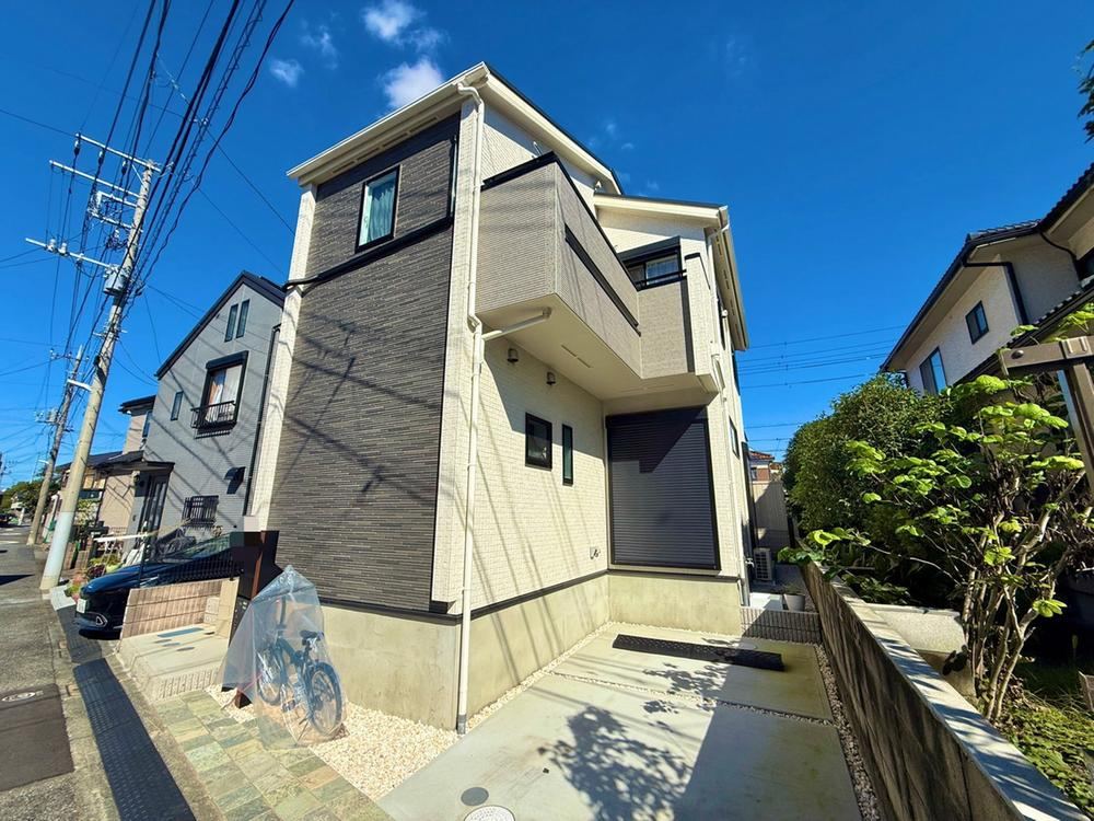4LDK house in Adachi Ward, Tokyo - Photo 1