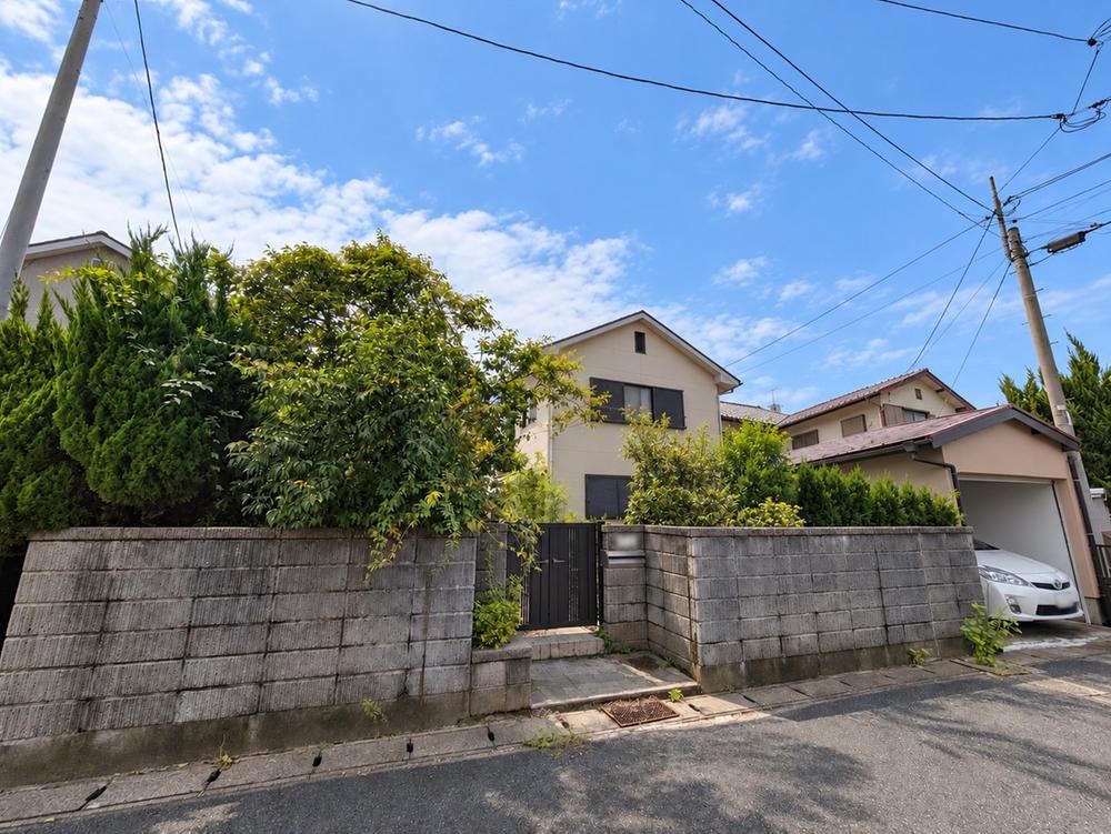 4LDK house in Kurume, Fukuoka - Photo 1