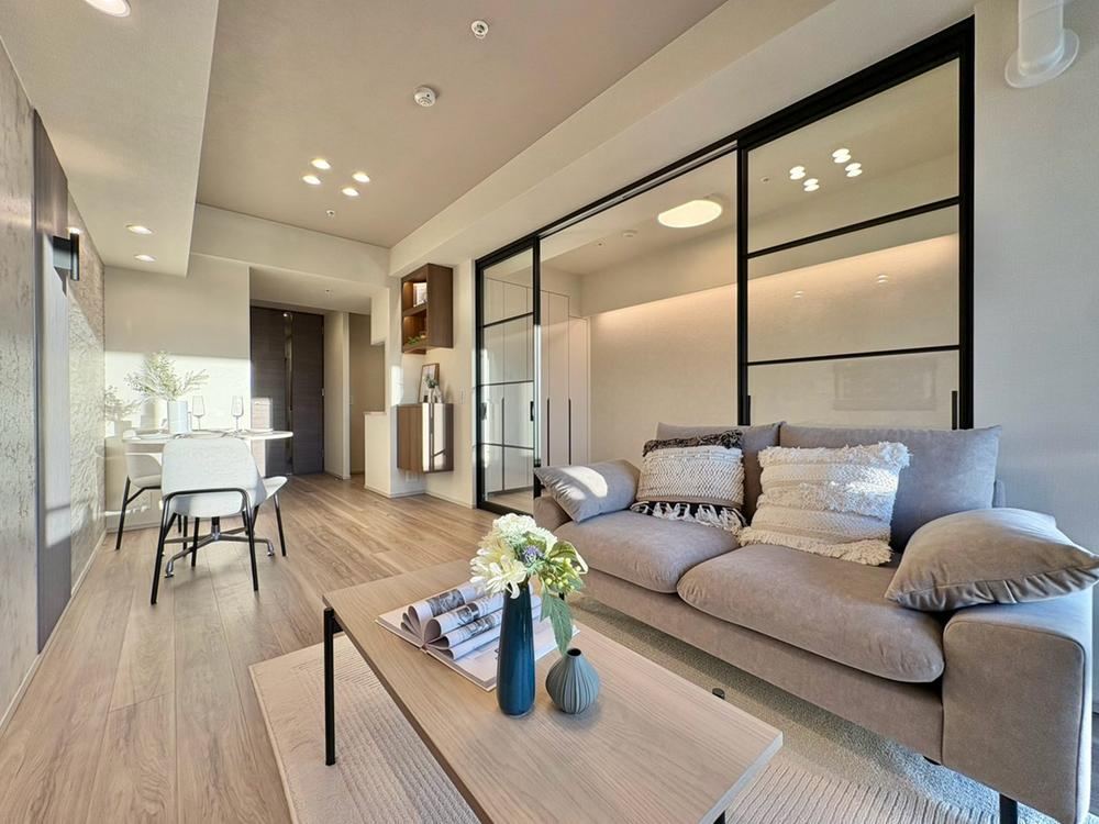 1LDK apartment in Shinjuku Ward, Tokyo - Photo 1