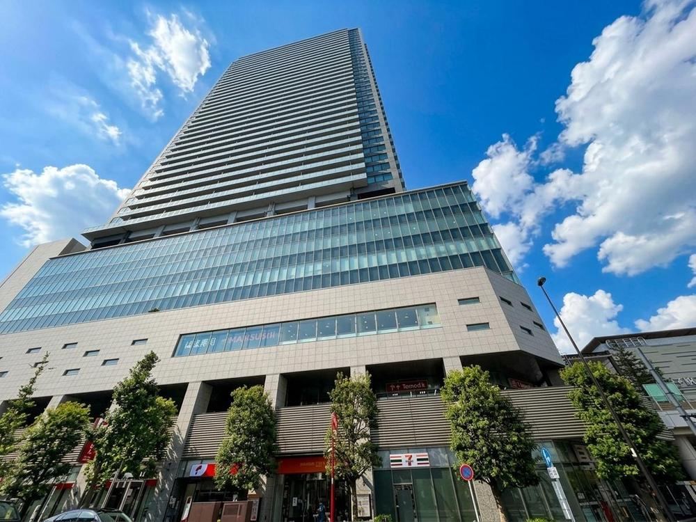 2LDK apartment in Hachioji, Tokyo - Photo 1