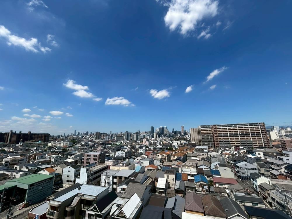 3LDK apartment in Joto Ward, Osaka - Photo 1