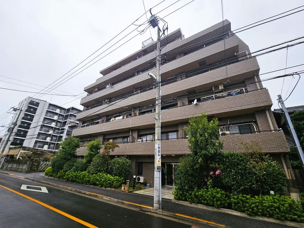 3LDK apartment in Edogawa Ward, Tokyo - Photo 1