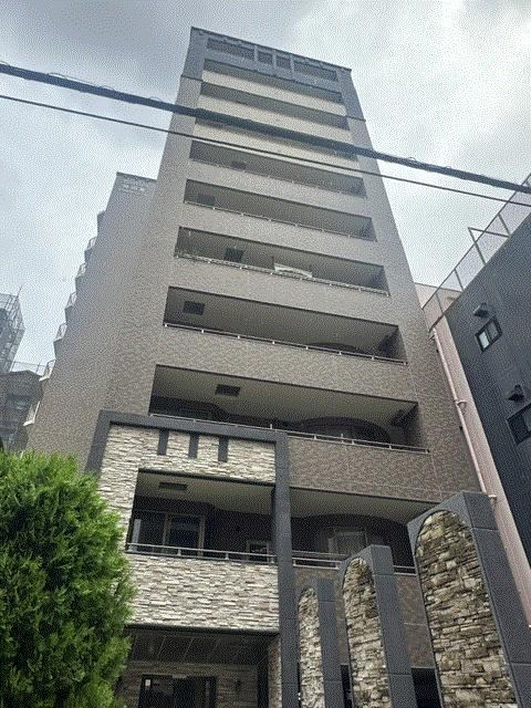 2LDK apartment in Kita Ward, Osaka - Photo 1