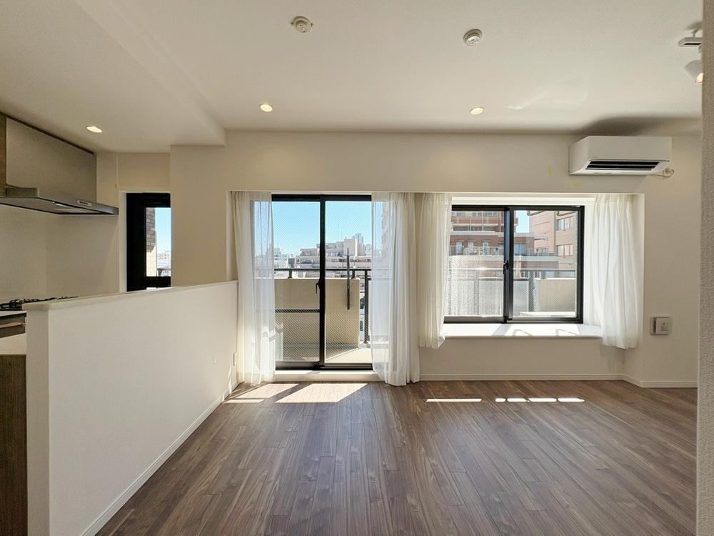 3LDK apartment in Koto Ward, Tokyo - Photo 1