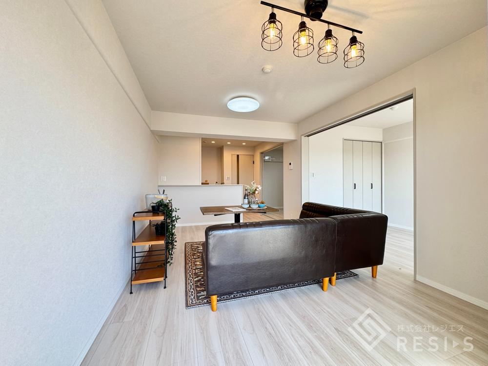 3LDK apartment in Higashiyodogawa Ward, Osaka - Photo 1