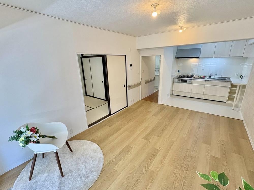3LDK apartment in Iruma, Saitama - Photo 1