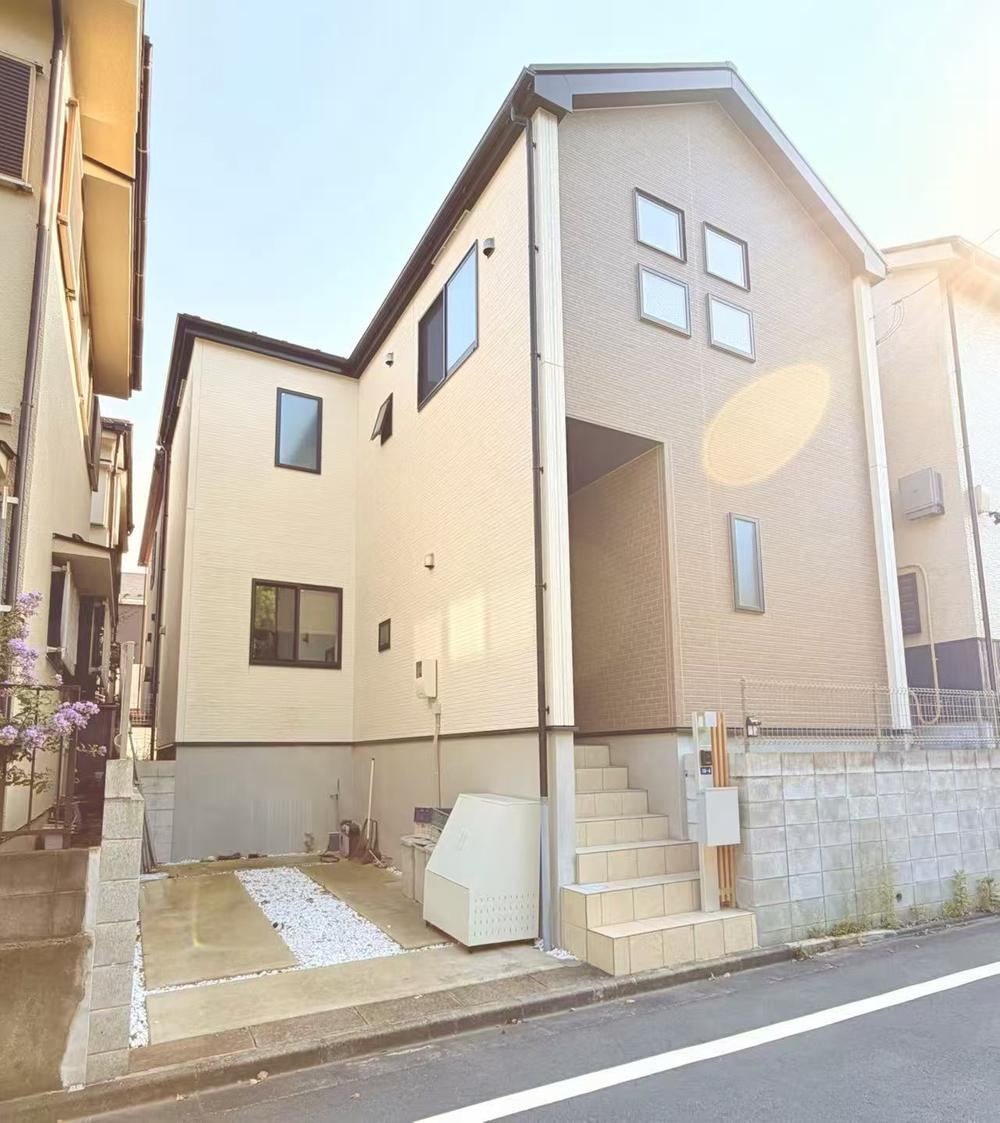3LDK+S house in Hachioji, Tokyo - Photo 1