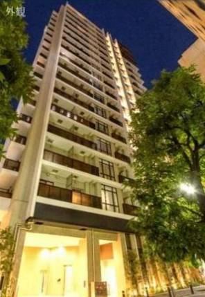 3LDK apartment in Minato Ward, Tokyo - Photo 1