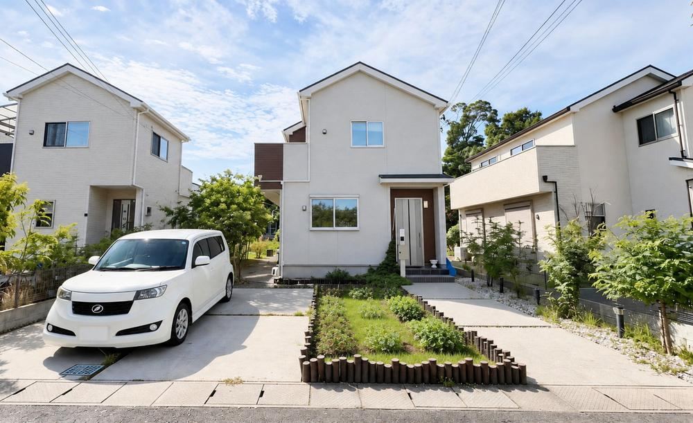 4LDK house in Izumisano, Osaka - Photo 1