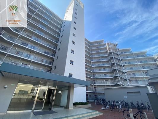 1LDK+S apartment in Akashi, Hyogo - Photo 1
