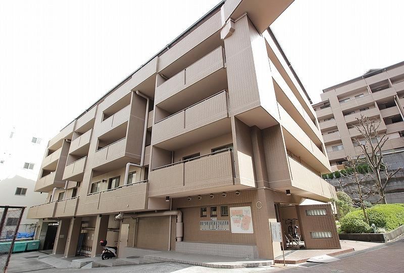 3LDK apartment in Hirakata, Osaka - Photo 1
