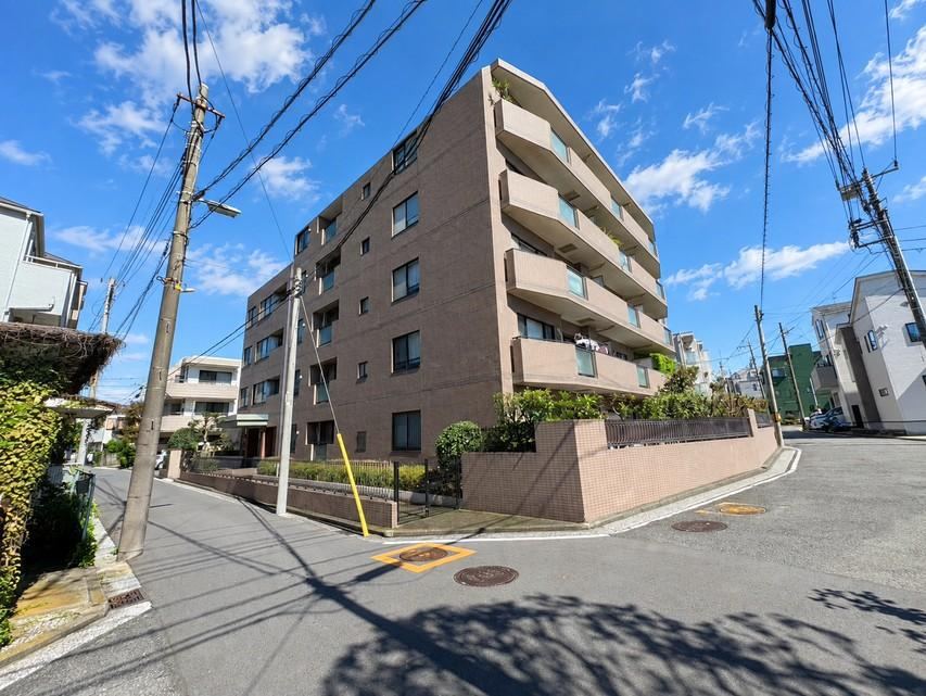 3LDK apartment in Naka Ward, Yokohama, Kanagawa - Photo 1