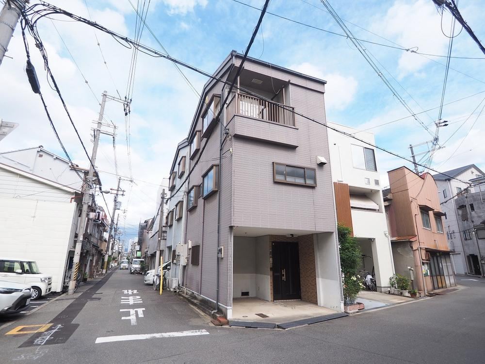 3DK house in Ino Ward, Osaka - Photo 1