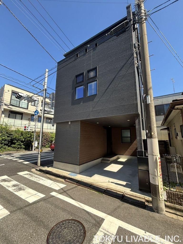 3LDK house in Suginami Ward, Tokyo - Photo 1
