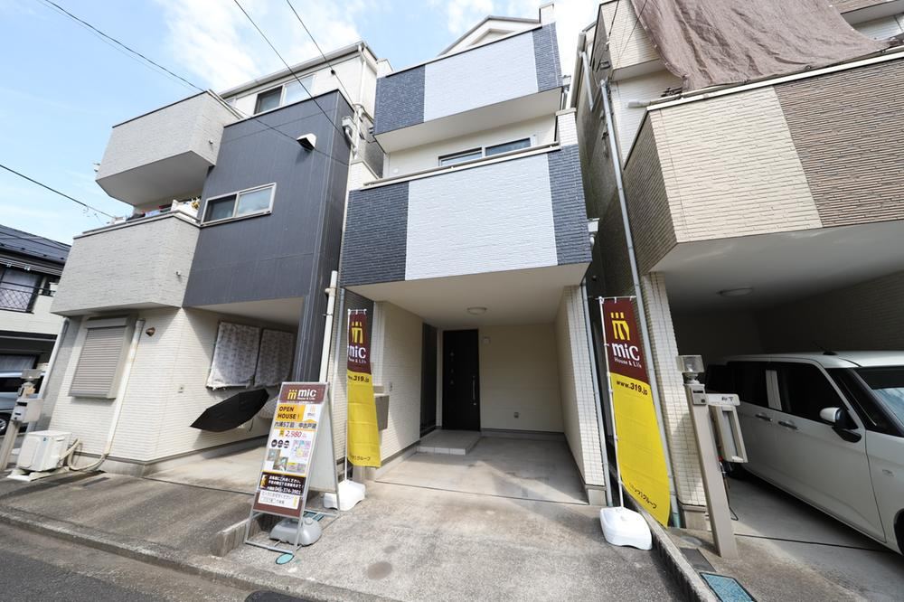 3DK house in Kanazawa Ward, Yokohama, Kanagawa - Photo 1